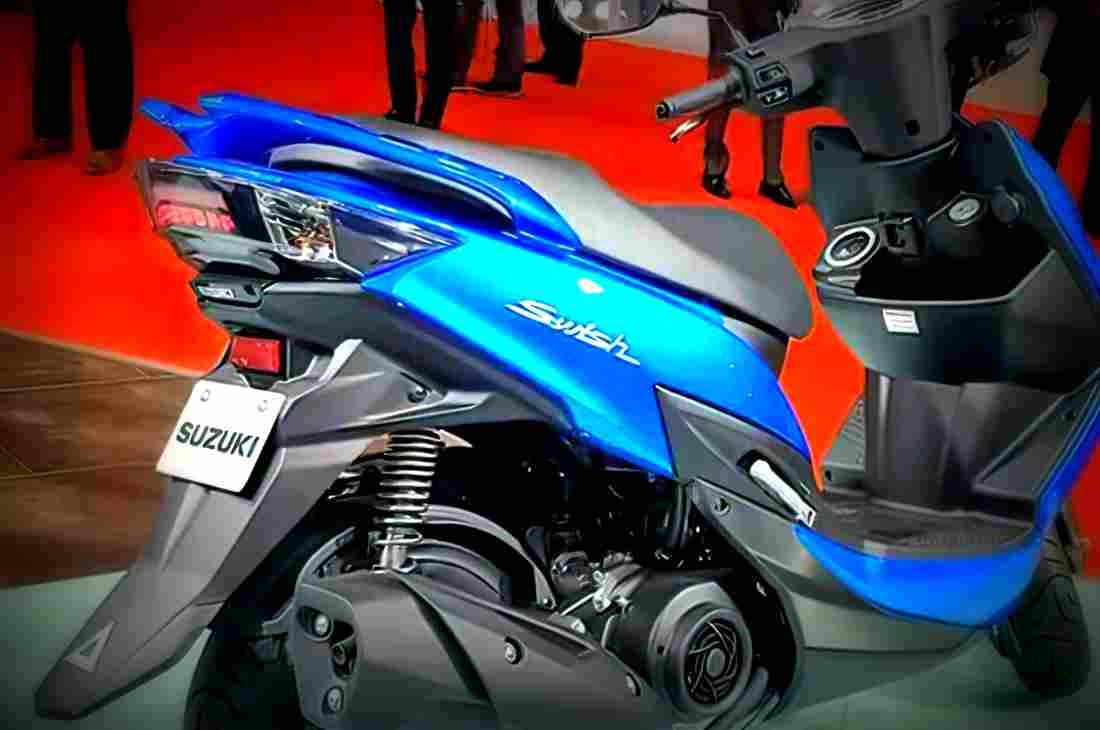 Suzuki Swish 125 2017 3 motorbike A4 Photo Print