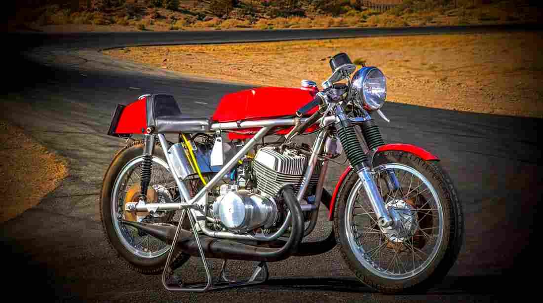 Suzuki T 500 1973 4 motorbike A4 Photo Print
