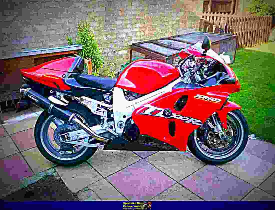 Suzuki TL 1000 R 2000 5 motorbike A4 Photo Print