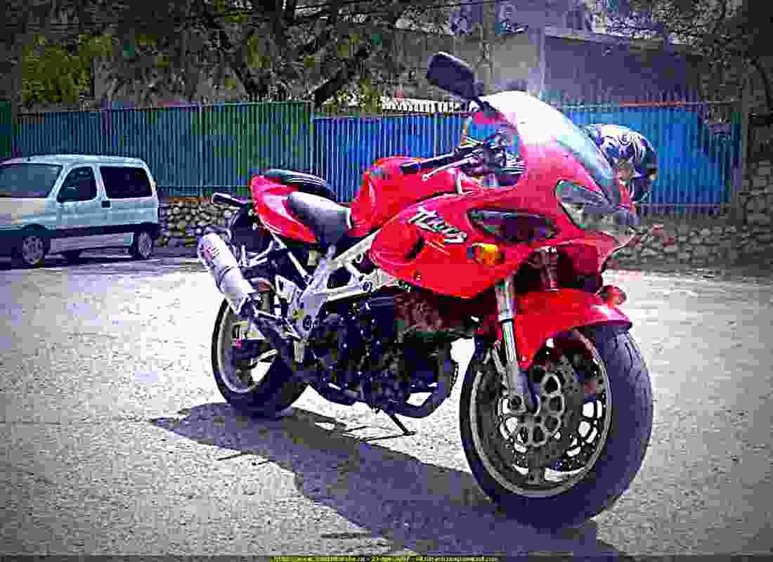 Suzuki TL 1000 S 1997 3 motorbike A4 Photo Print