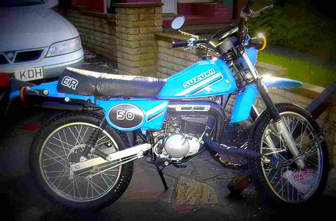 Suzuki TR 50 SD 2002 4 motorbike A4 Photo Print