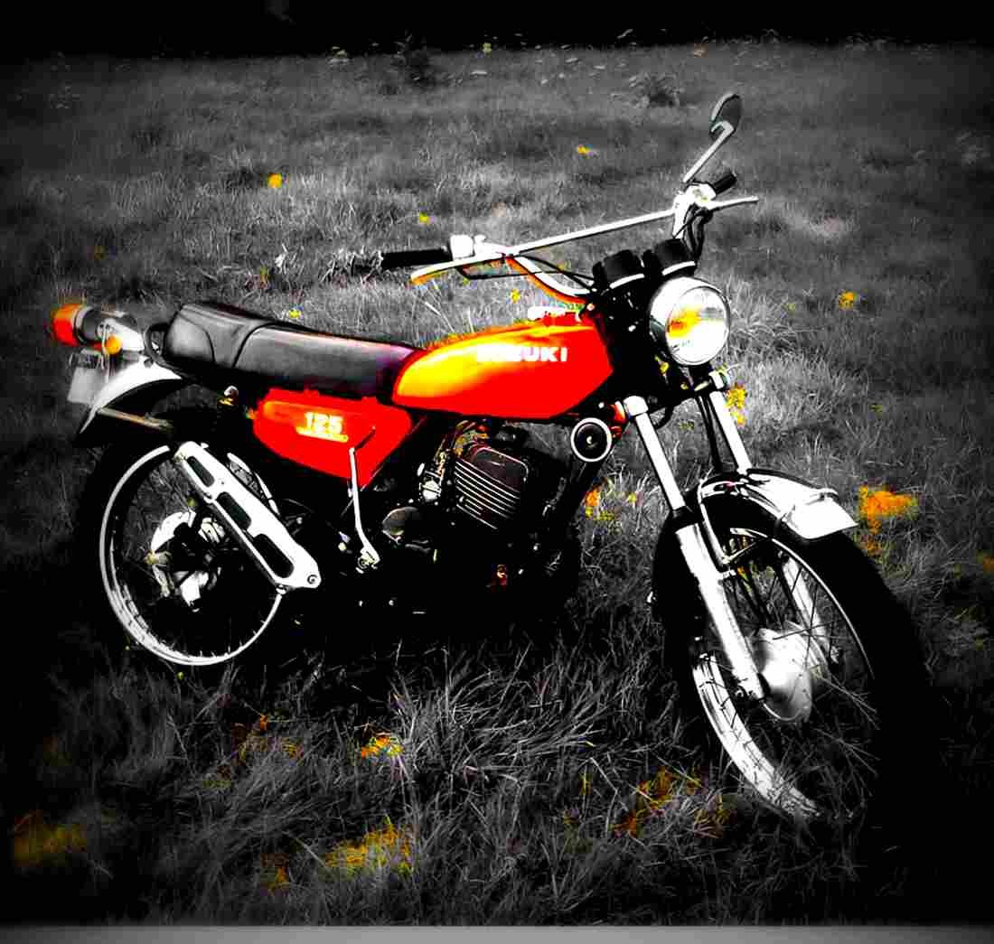 Suzuki TS 125 1976 6 motorbike A4 Photo Print