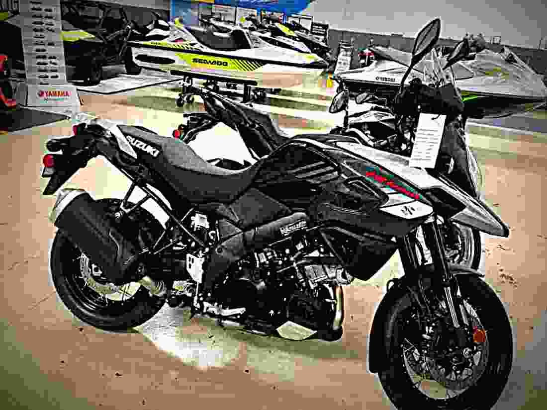 Suzuki V Strom 1000XT 2018 4 motorbike A4 Photo Print