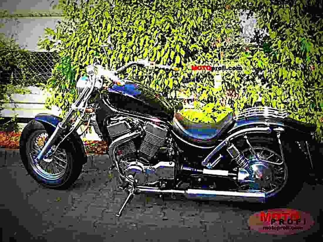 Suzuki VS 1400 GLP Intruder 1999 3 motorbike A4 Photo Print