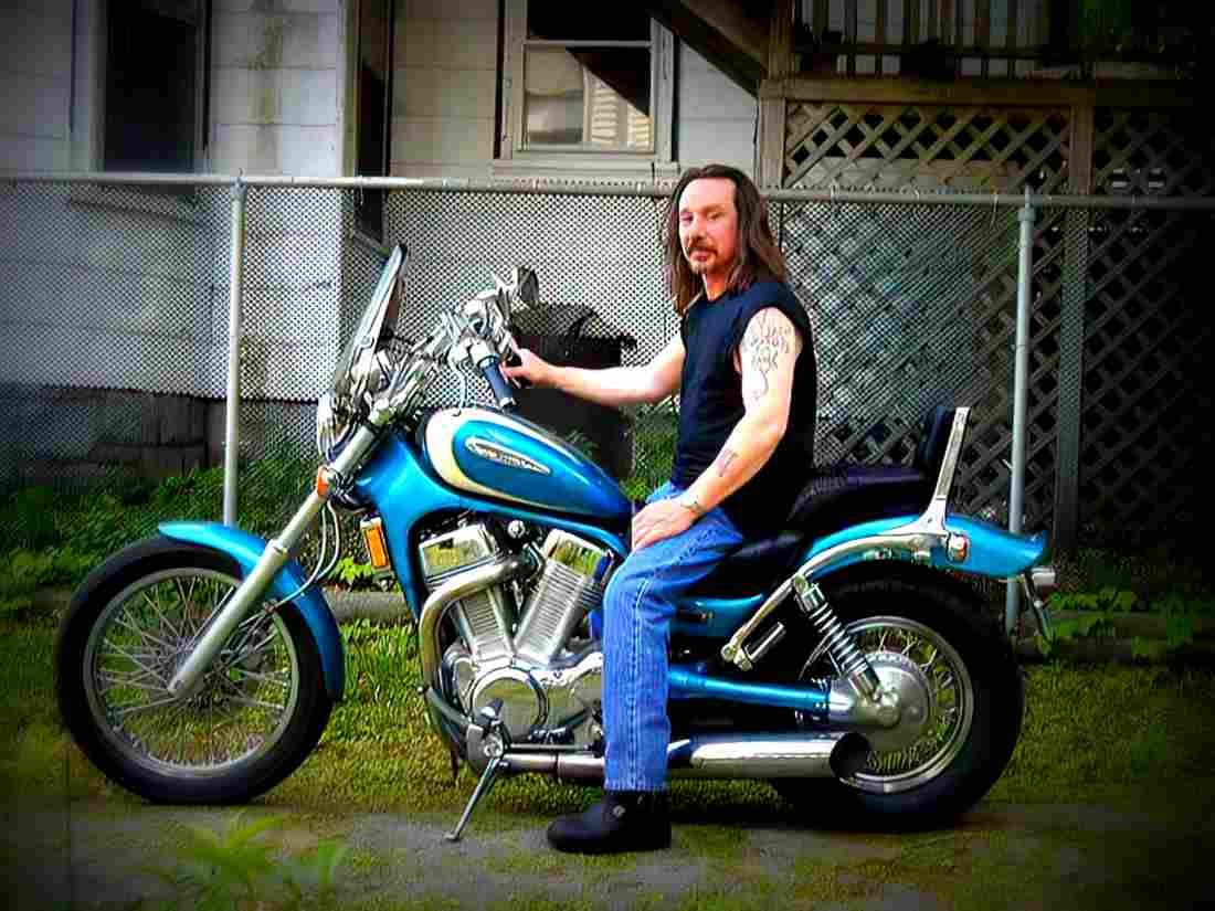 Suzuki VS 1400 GLP Intruder 2000 1 motorbike A4 Photo Print