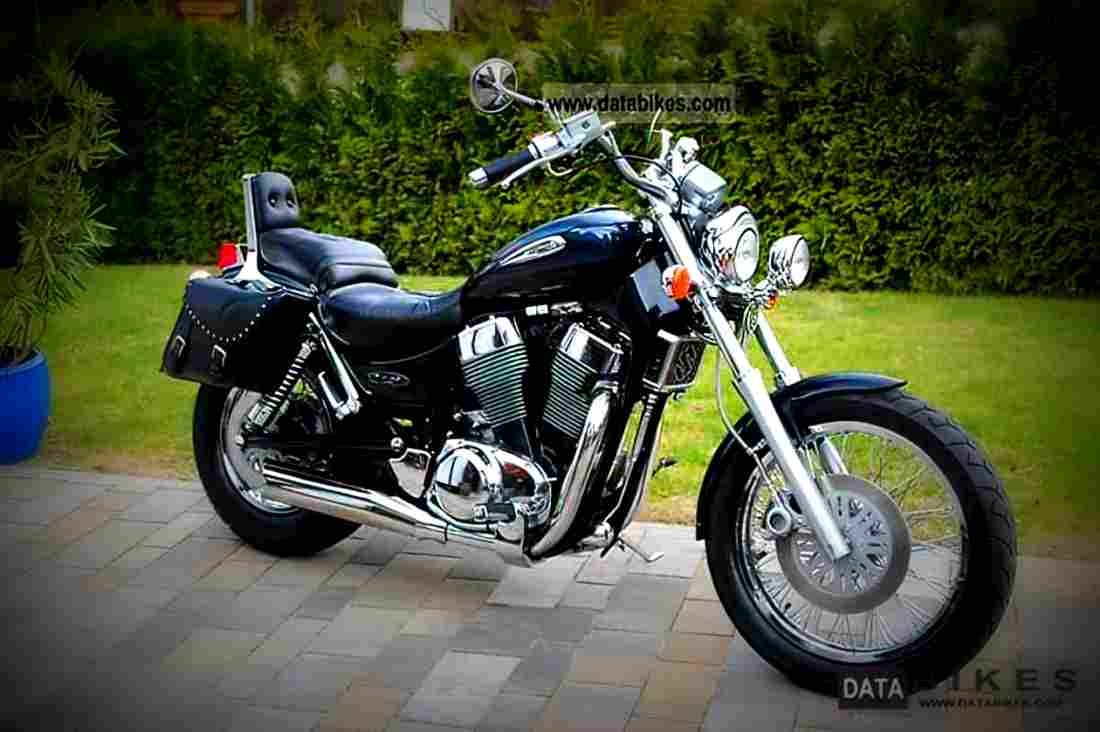 Suzuki VS 1400 GLP Intruder 2003 4 motorbike A4 Photo Print