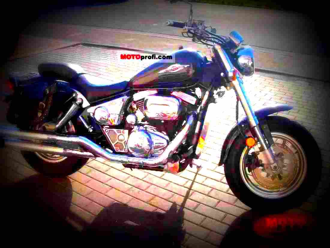 Suzuki VZ 800 Marauder 2002 1 motorbike A4 Photo Print