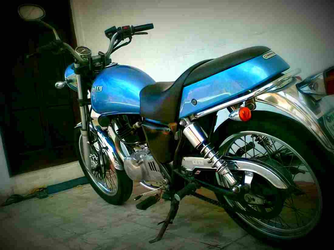 Suzuki Volty 250 2002 4 motorbike A4 Photo Print