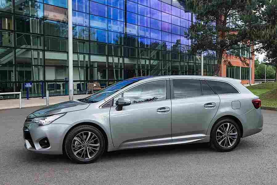 TOYOTA Avensis Wagon 5981 11 Car A4 Photo Print