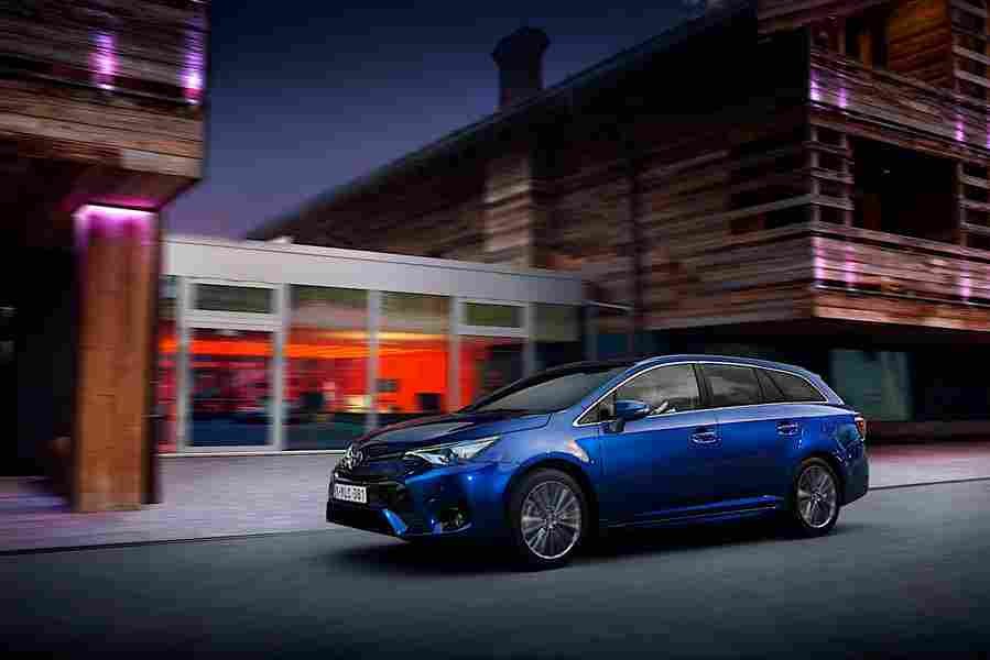 TOYOTA Avensis Wagon 5981 30 Car A4 Photo Print