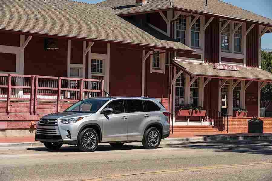 TOYOTA Highlander 5985 18 Car A4 Photo Print