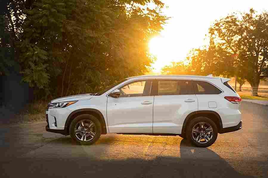 TOYOTA Highlander 5985 26 Car A4 Photo Print