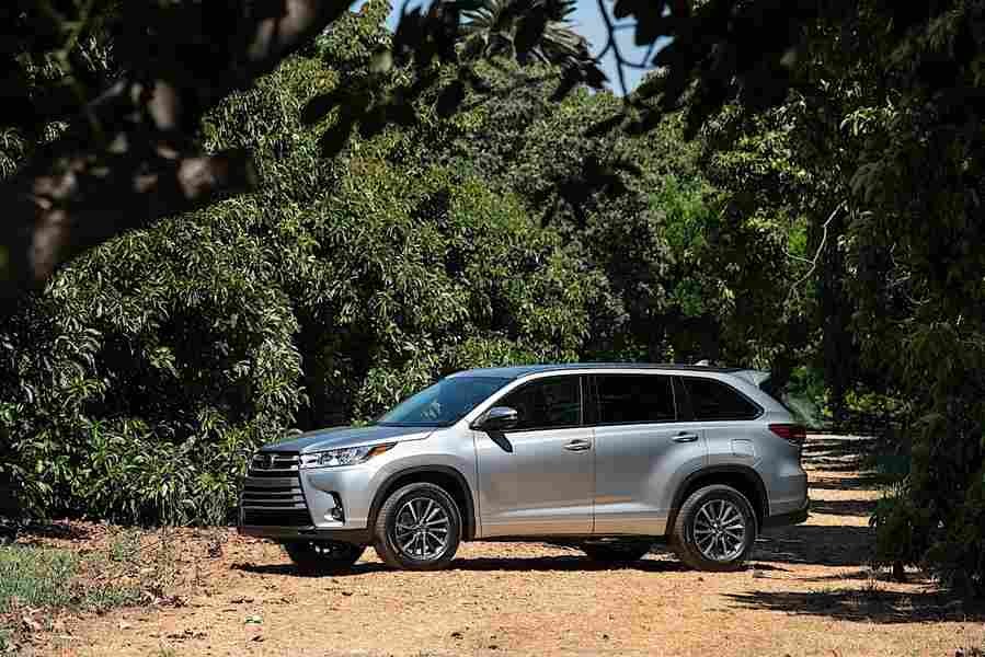 TOYOTA Highlander 5985 39 Car A4 Photo Print