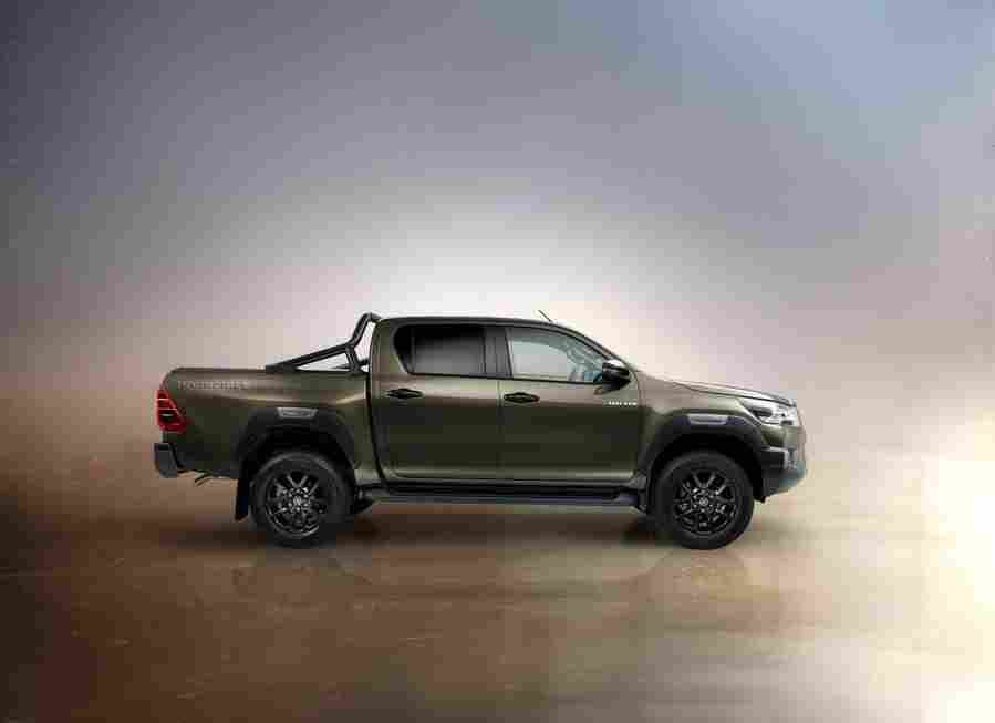 TOYOTA Hilux Double Cab 6835 32 Car A4 Photo Print