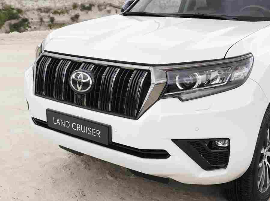 TOYOTA Land Cruiser 6917 10 Car A4 Photo Print
