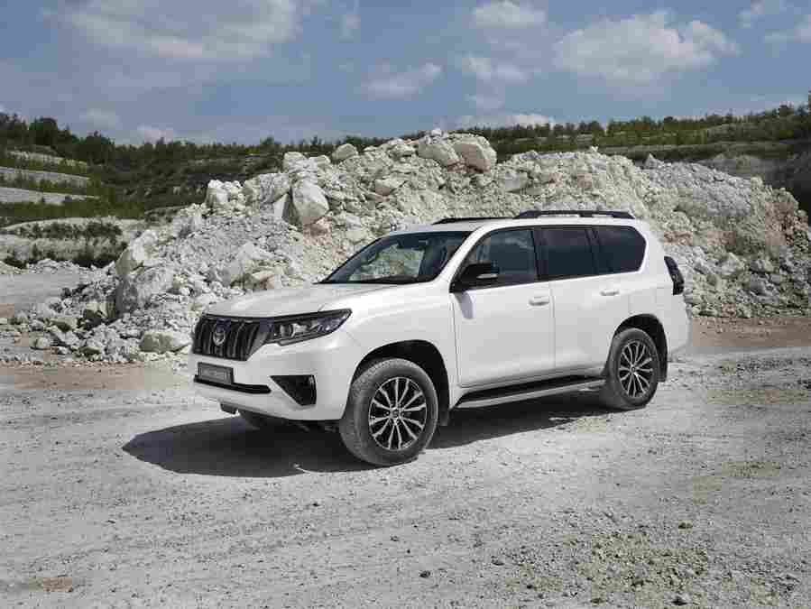 TOYOTA Land Cruiser 6917 23 Car A4 Photo Print