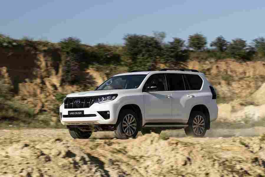 TOYOTA Land Cruiser 6917 45 Car A4 Photo Print
