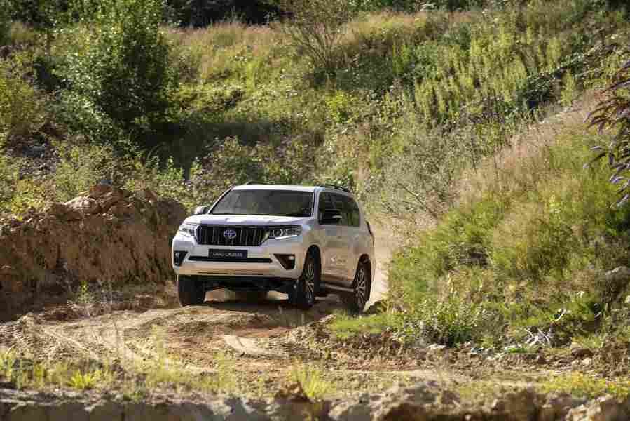 TOYOTA Land Cruiser 6917 55 Car A4 Photo Print