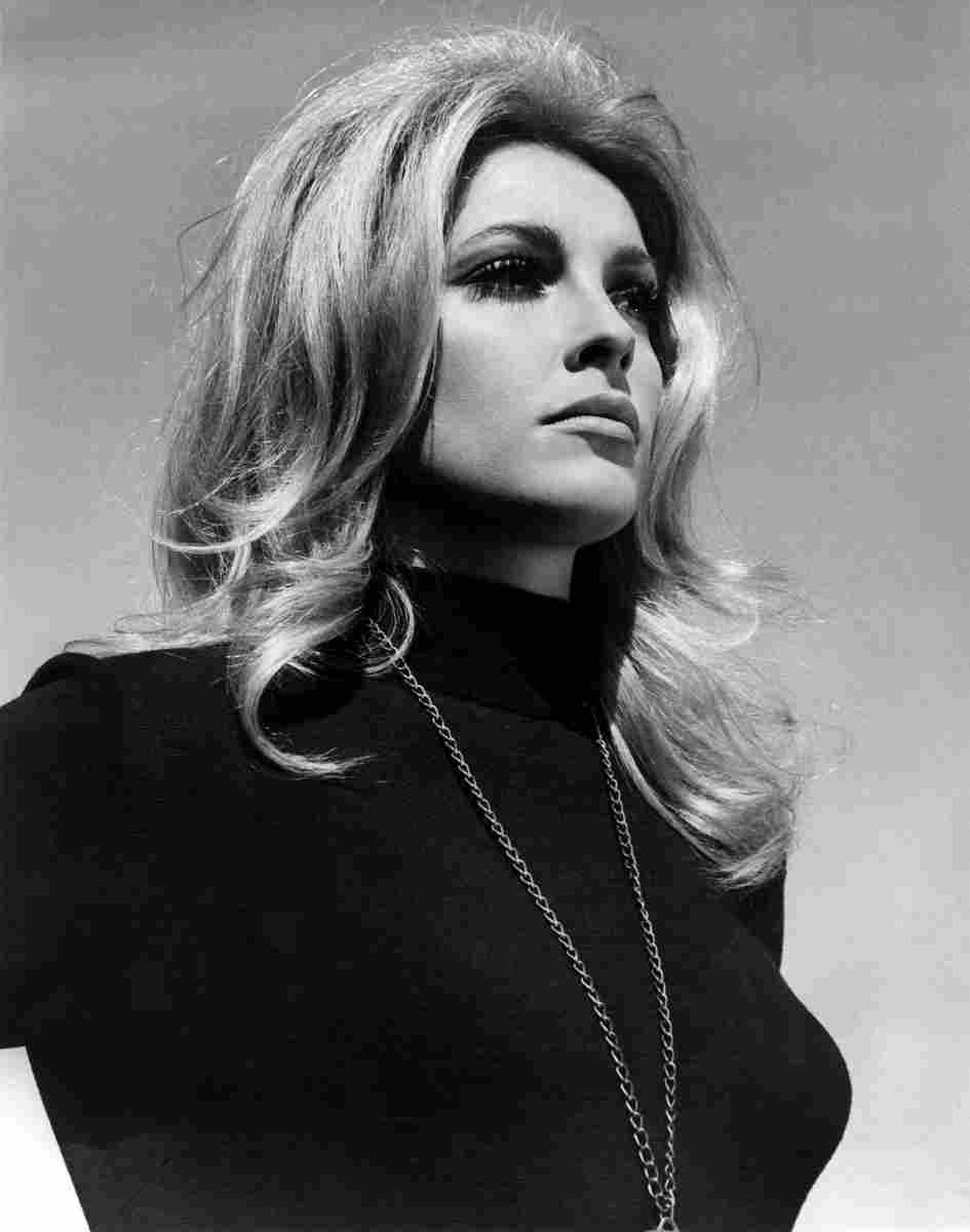 Tate Sharon Eye of the Devil 1 film star poster A4 Photo Print