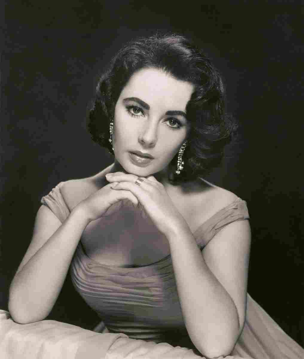 Taylor Elizabeth 4S film star poster A4 Photo Print