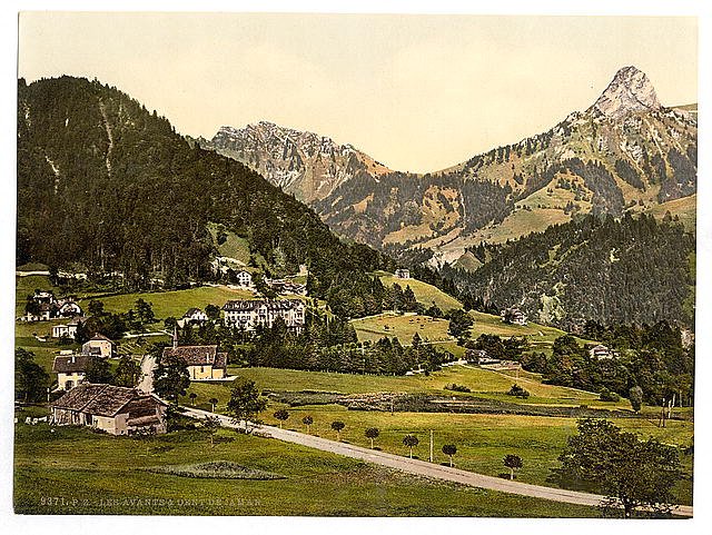 The Avants Geneva Lake Vintage A4 Photo Print