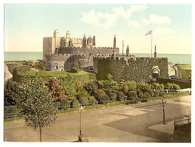 The castle Deal Vintage A4 Photo Print