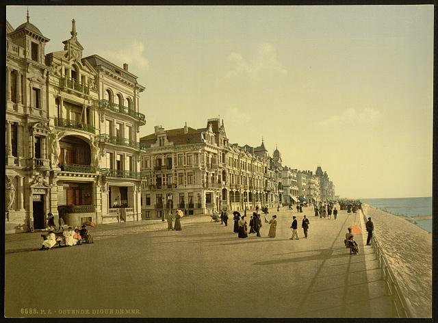 The embankment Ostend II Vintage A4 Photo Print