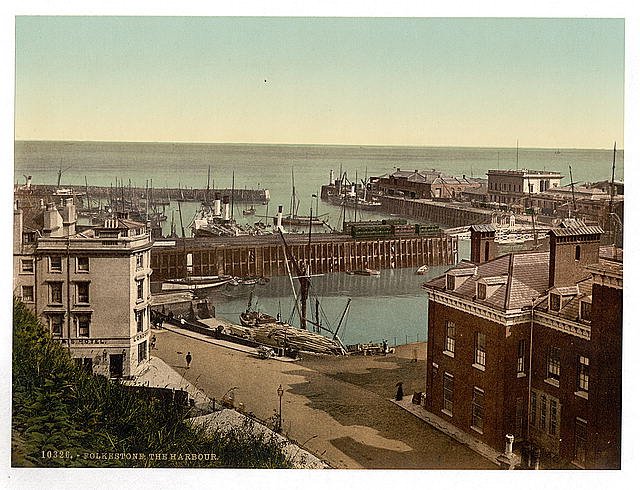 The harbor Folkestone Vintage A4 Photo Print
