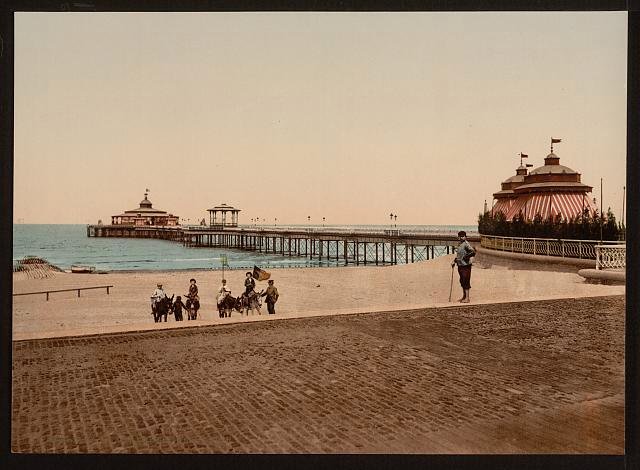 The pier Blankenberghe Vintage A4 Photo Print