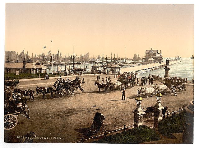 The pier Lowestoft Vintage A4 Photo Print