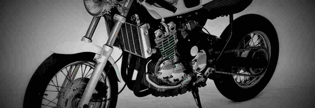 Triumph Adventurer 1998 1 825x284 motorbike A4 Photo Print