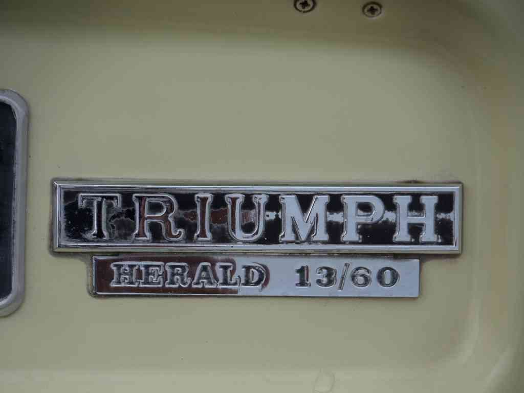 Triumph Bonnet Grille Boot 2643 A4 Photo Print