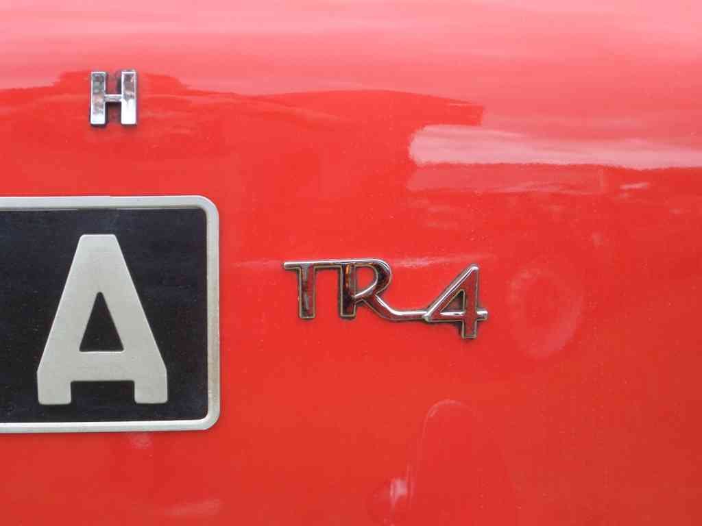 Triumph Bonnet Grille Boot 2654 A4 Photo Print