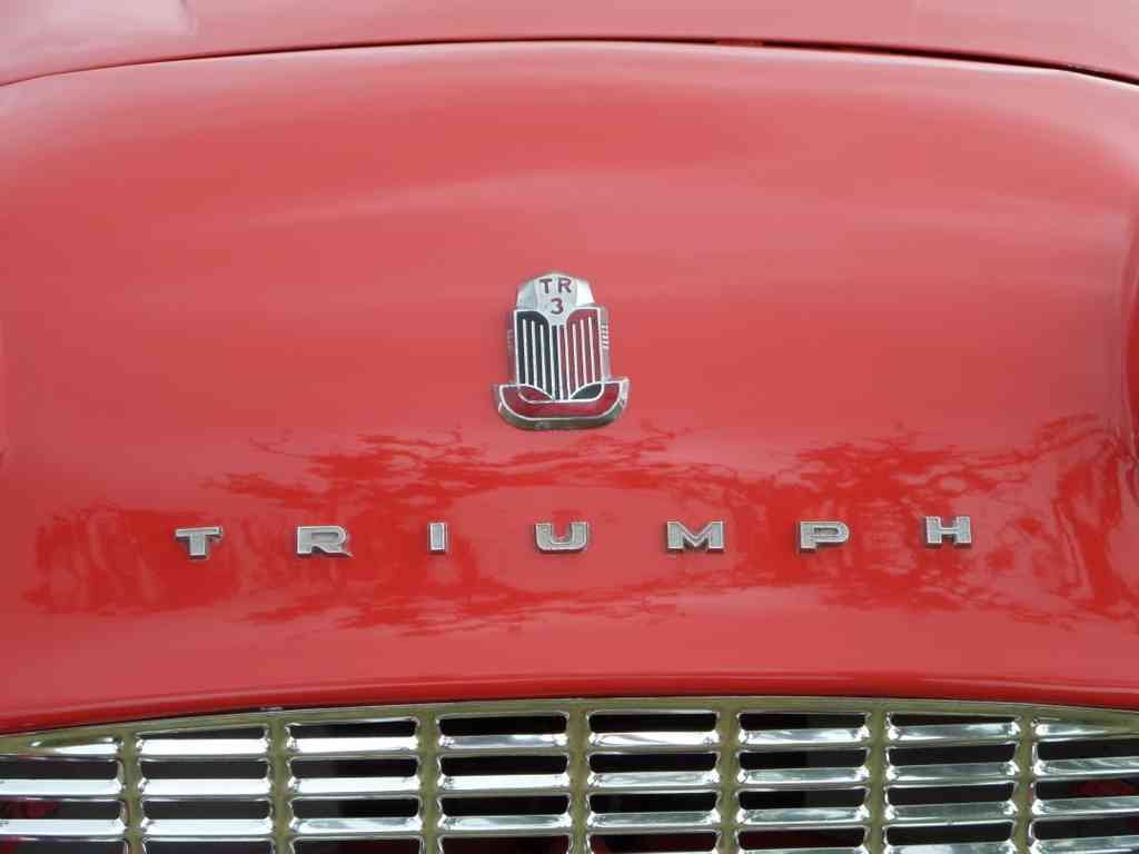 Triumph Bonnet Grille Boot 2694 A4 Photo Print