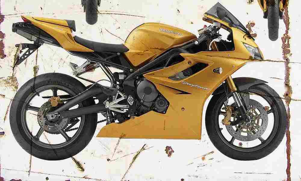 Triumph Daytona 675 2006 Aged Vintage A4 Photo Print