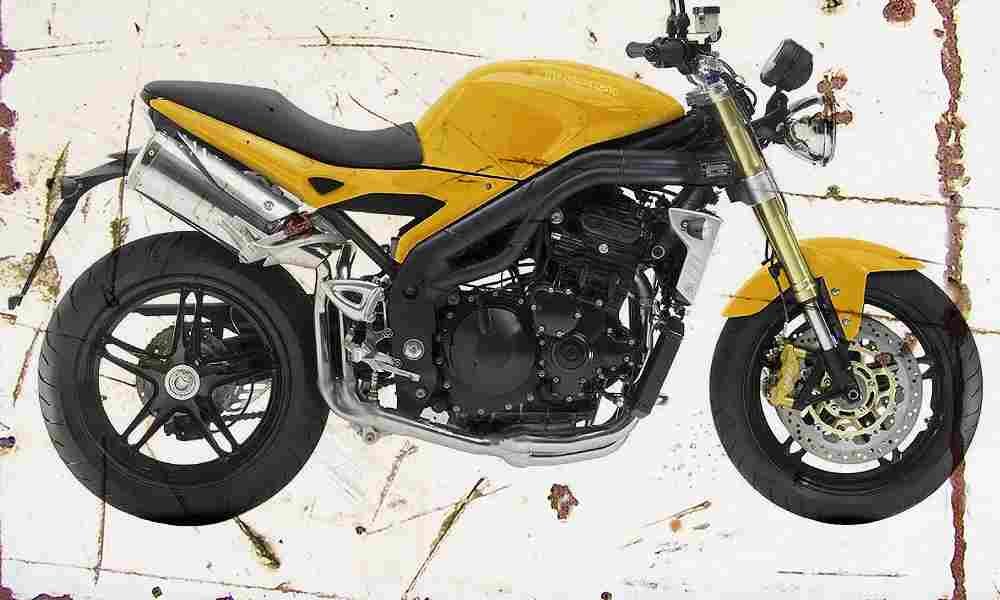 Triumph SpeedTriple 2005 Aged Vintage A4 Photo Print
