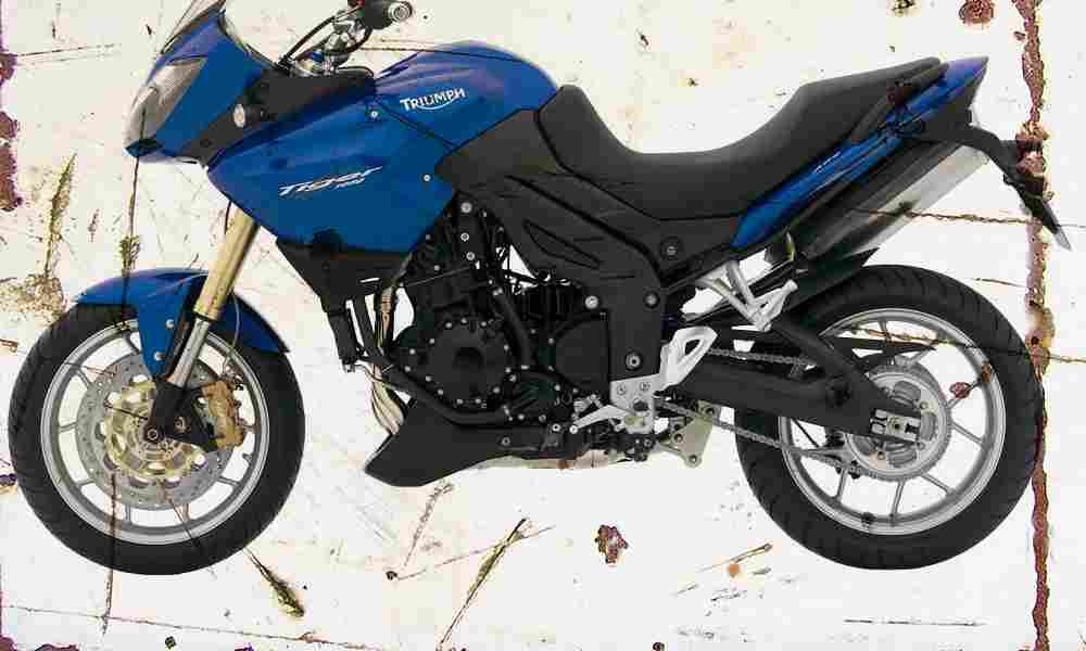 Triumph Tiger 1050 2007 Aged Vintage A4 Photo Print