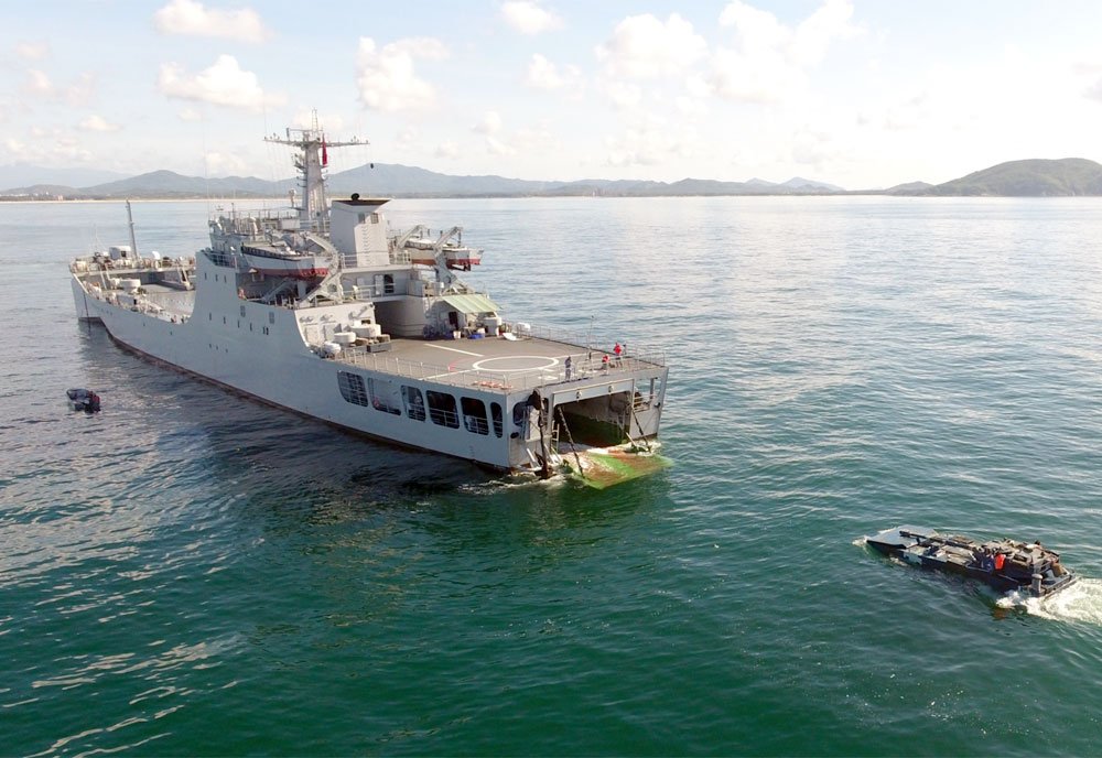 Type 072a Landing Ship Tank Chinese Navy 2 A4 Photo Print