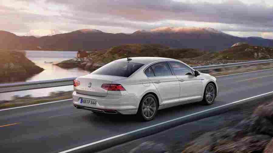 VOLKSWAGEN Passat GTE 6500 6 Car A4 Photo Print