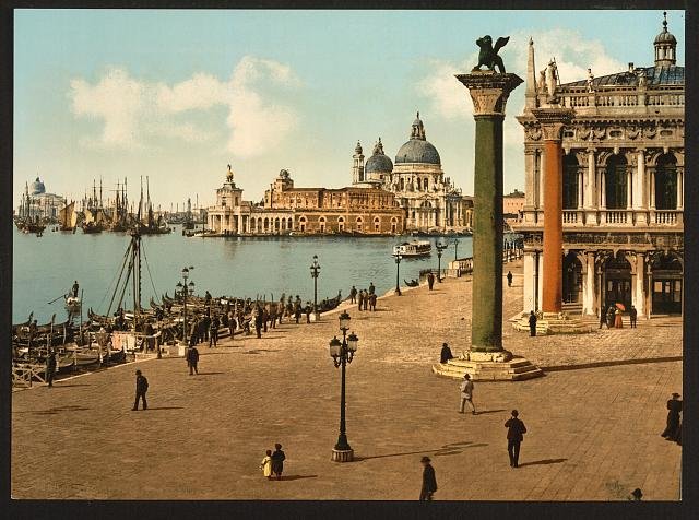 Venezia Piazaetta e colonne di San Marco Vintage A4 Photo Print
