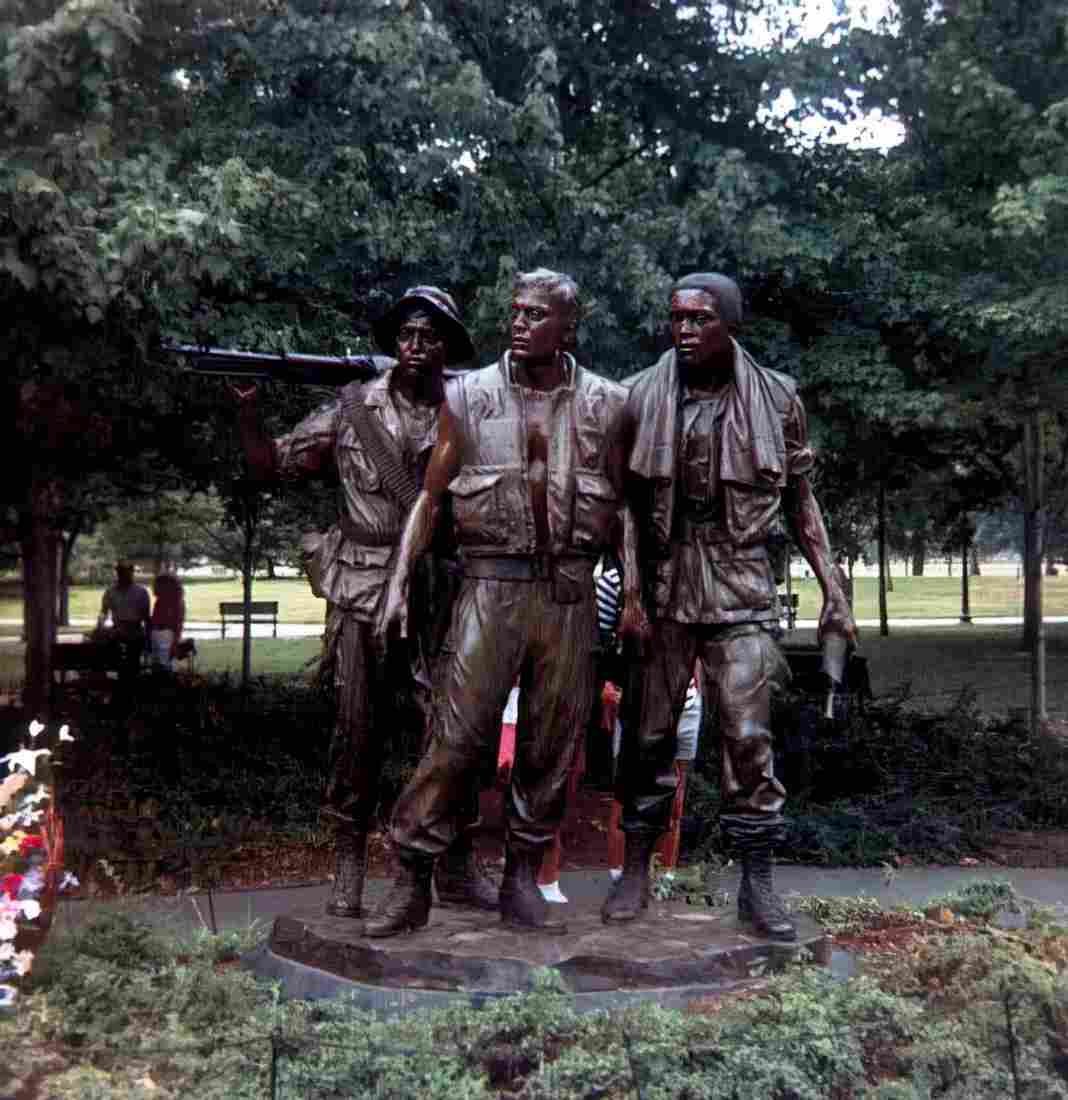 Vietnam vnstatue Military A4 Photo Print