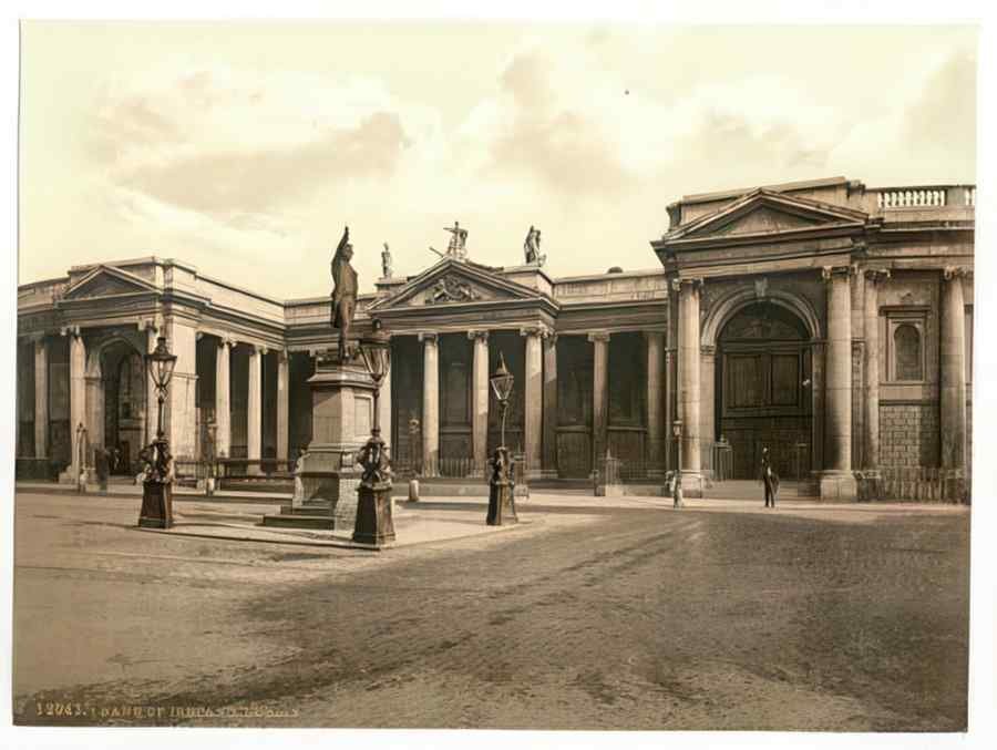 Vintage Bank Of Ireland Dublin County Dublin Ireland A4 Photo Print