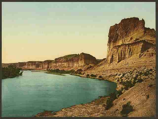 Vintage Bluffs of the Green River A4 Photo Print