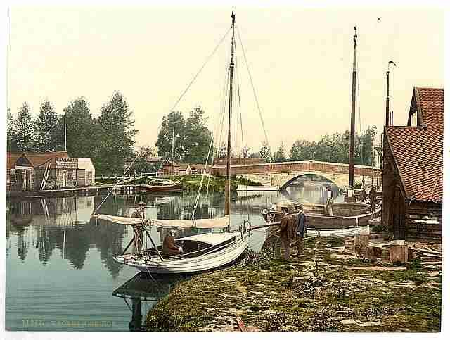 Vintage Bridge Wroxham A4 Photo Print