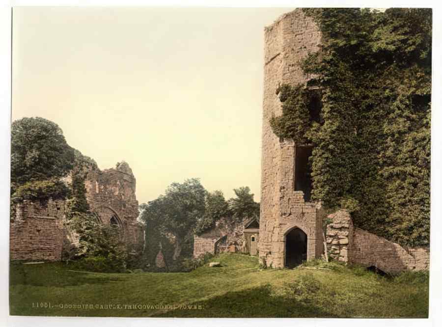 Vintage Castle The Octagonal Tower Goodrich England A4 Photo Print