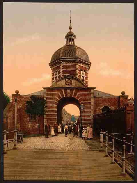 Vintage Delft Gate Leyden A4 Photo Print
