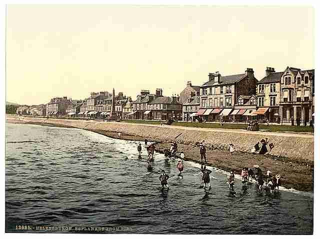 Vintage Esplanade from pier Helensburgh A4 Photo Print