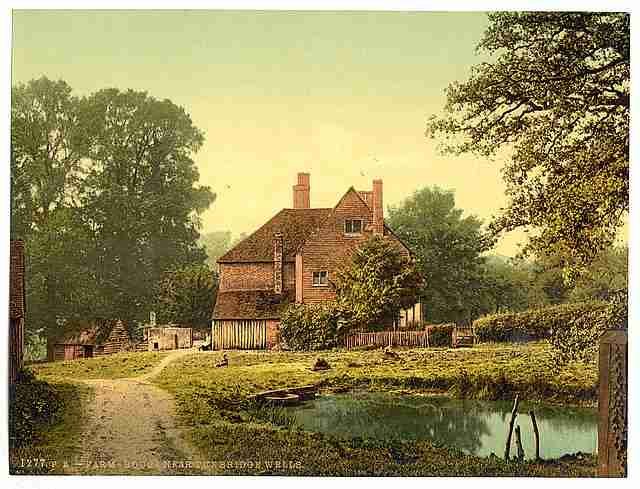 Vintage Farmhouse near Tunbridge Wells A4 Photo Print