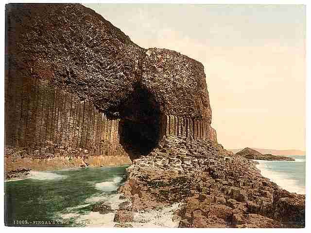 Vintage Fingals Cave Staffa A4 Photo Print