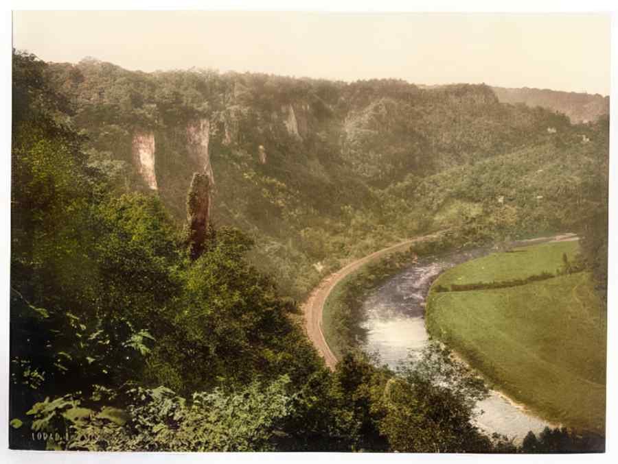 Vintage From The Rock Ii Symonds Yat England A4 Photo Print